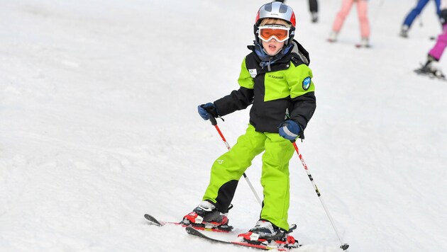 Gute Vorbereitung und Rücksichtnahme tragen zu einem möglichst verletzungsfreien schönen Skitag wesentlich bei. (Bild: © Harald Dostal)