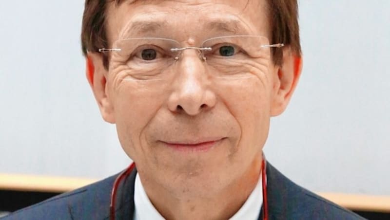 Anwalt R. Mayer (Bild: Kronen Zeitung)