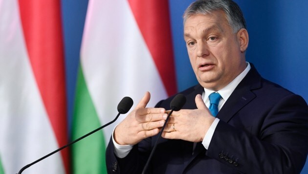 Der Russland-freundliche Regierungschef Viktor Orban blockiert weiterhin ein EU-weites Öl-Embargo. (Bild: ASSOCIATED PRESS)