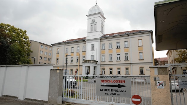 Das Kaiser-Franz-Josef-Spital (Bild: Martin A. Jöchl)