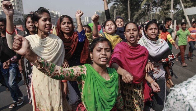 Ihr Protest war erfolgreich: Textilarbeiter in Bangladesch erhalten höhere Löhne. (Bild: APA/AFP/ABDULLAH APU)