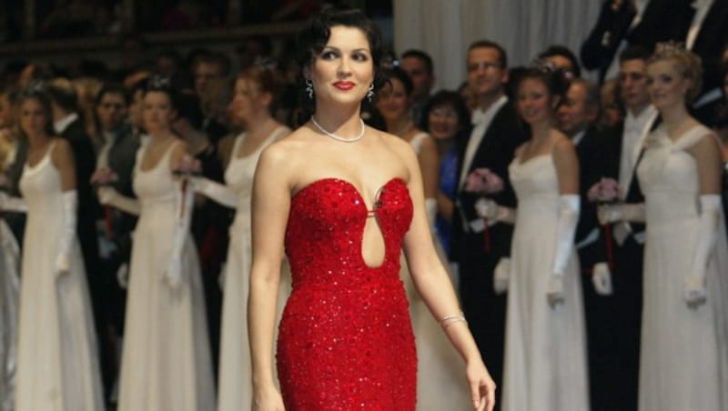 Anna Netrebko am Opernball 2004 (Bild: Herbert Pfarrhofer / picturedesk.com)