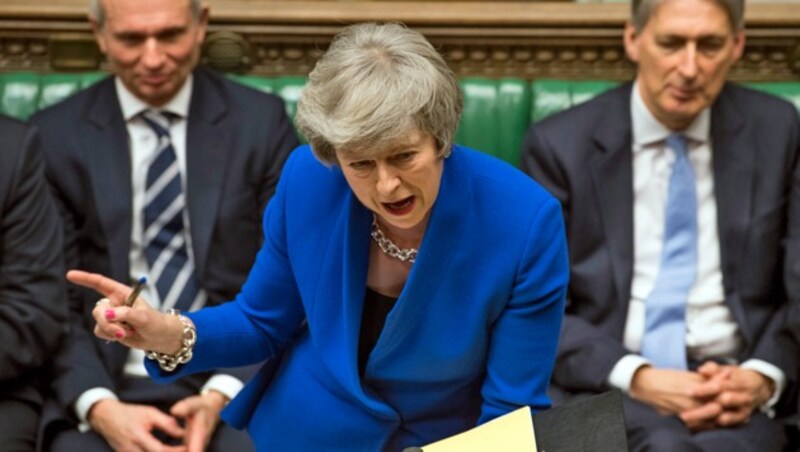 Theresa May will raus aus der EU - aber geordnet. (Bild: ASSOCIATED PRESS)