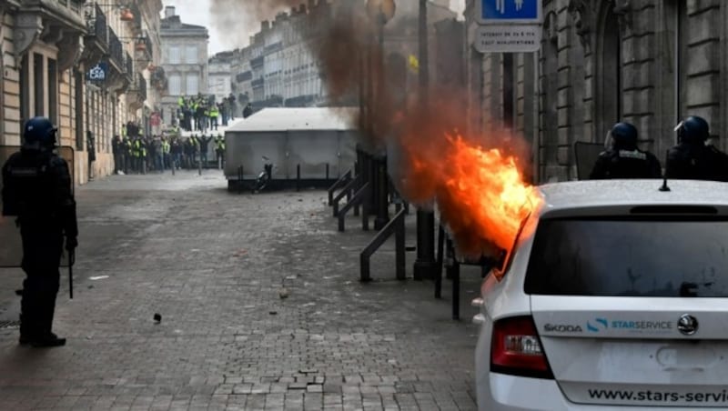 „Gelbwesten“-Protest in Bordeaux (Bild: AFP)