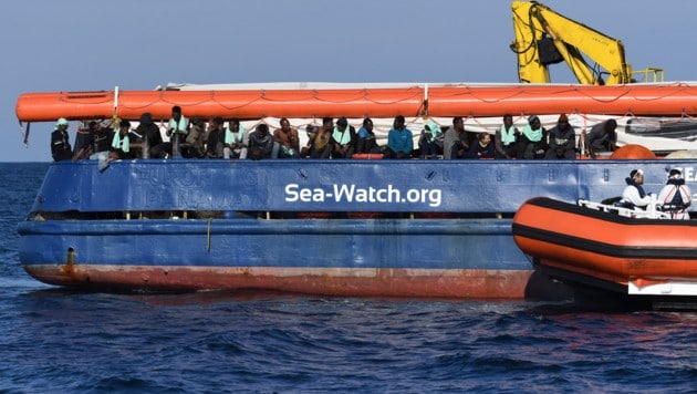 Die Sea-Watch 3 (Bild: ASSOCIATED PRESS)