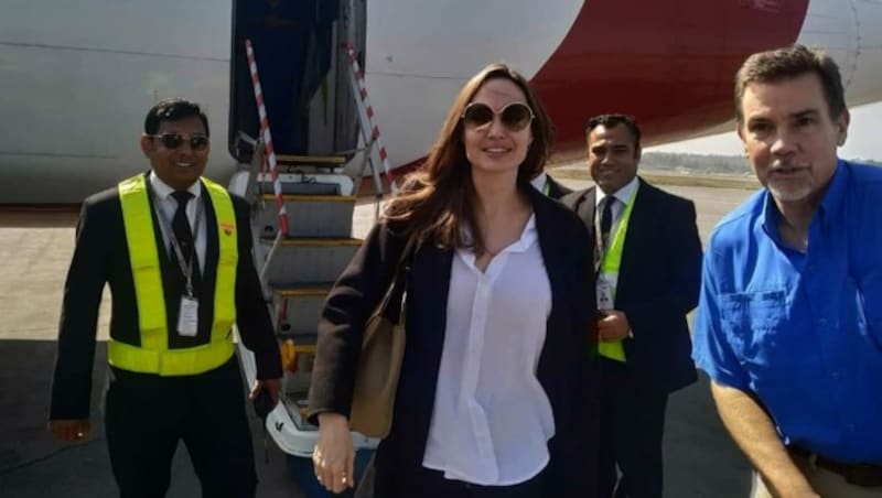 US-Schauspielerin Angelina Jolie bei der Ankunft in Indien. (Bild: AFP )