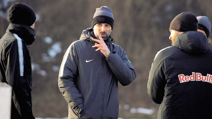 Salzburg-Trainer Marco Rose und Stab (Bild: Andreas Tröster/Kronenzeitung)