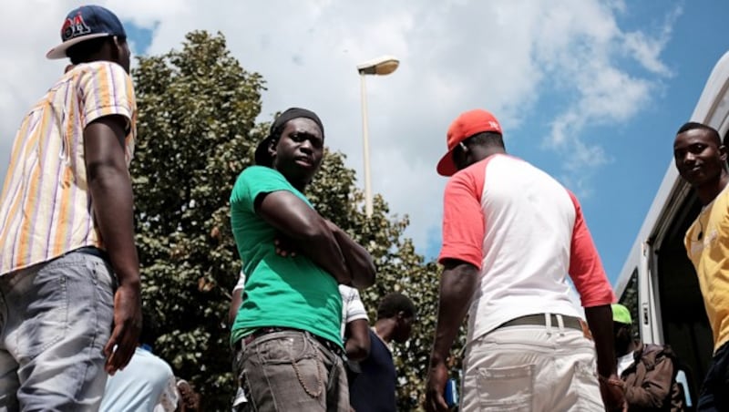 Flüchtlinge im Aufnahmezentrum (Bild: AFP)