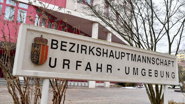 Bezirkshauptmannschaft Urfahr-Umgebung, Quell rigoroser Gesetzesanwendung... (Bild: © Harald Dostal)