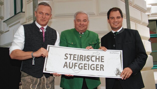 Mario Kunasek (FP), Hermann Schützenhöfer (VP) und Michael Schickhofer (SP) (Bild: Jauschowetz Christian)