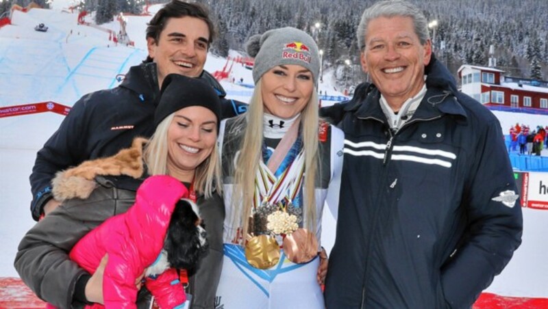 Lindsey Vonn mit ihrer Familie, Bruder Reed, Schwester Karin und Vater Alan. (Bild: Christof Bierbaumer)