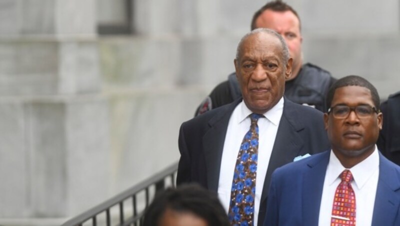 Cosby am Weg zum Gericht (Bild: 2018 Getty Images)