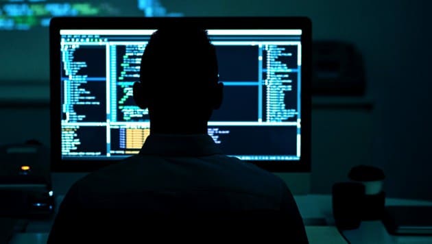 DDoS-Angriffe sind eine simple, aber effektive Methode für Cyberangriffe. Kriminelle bieten sie "Kundschaft" ohne Hacking- oder Programmierkenntnisse gegen Bezahlung an. (Bild: stock.adobe.com (Symbolbild))