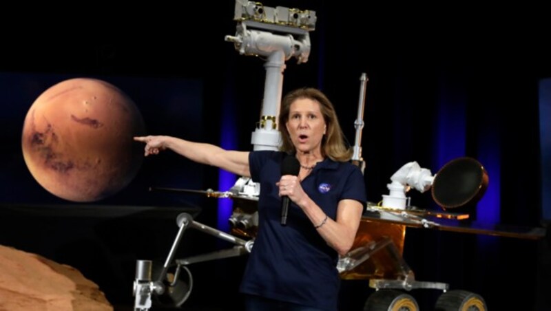 Lori Glaze, Chefin der NASA Planetary Science Division, während der Pressekonferenz am Mittwoch (Bild: AP)