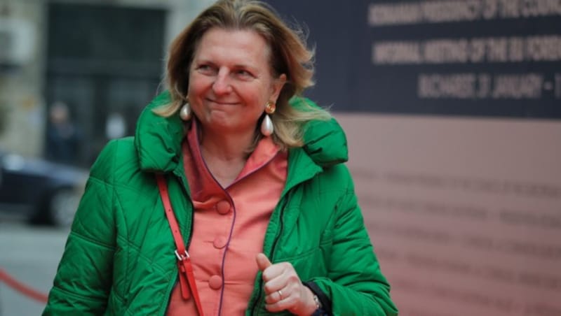 Österreichs Außenministerin Karin Kneissl vertritt Österreich bei der Konferenz in Warschau. (Bild: AP)