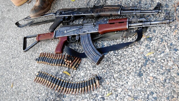 AK-47-Sturmgewehre (Bild: AFP (Symbolfoto))