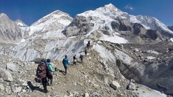 Auf dem Mount Everest werden derzeit zwei Mongolen vermisst (Symbolbild). (Bild: Associated Press)