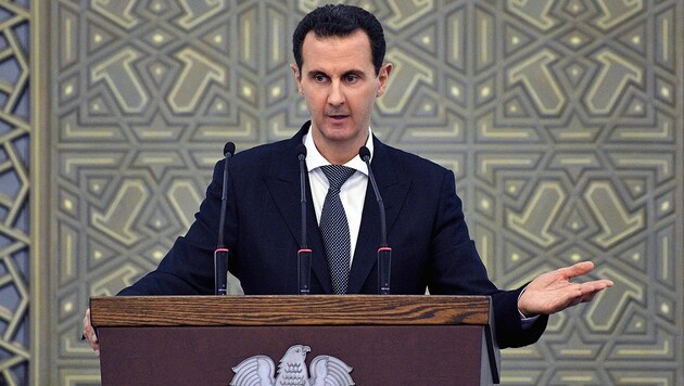 Syriens Präsident Bashar al-Assad versucht seit Langem, die Kurden zu überzeugen, dass seine Armee der wahre Beschützer sei. (Bild: AP)