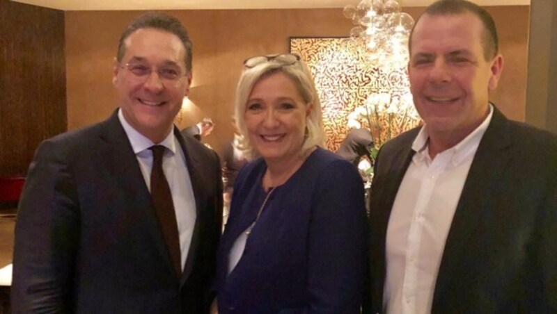 Heinz-Christian Strache, Marine Le Pen und Harald Vilimsky (Bild: ZVG)