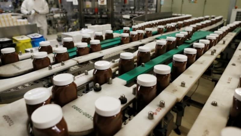 In Villers-Ecalles werden 600.000 Nutella-Tiegel am Tag produziert. (Bild: AFP )