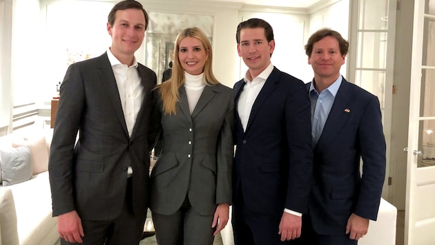 Bundeskanzler Sebastian Kurz mit Ivanka Trump, ihrem Ehemann Jared Kushner (li.) und US-Botschafter Trevor Traina (Bild: APA/BKA/Dragan Tatic)