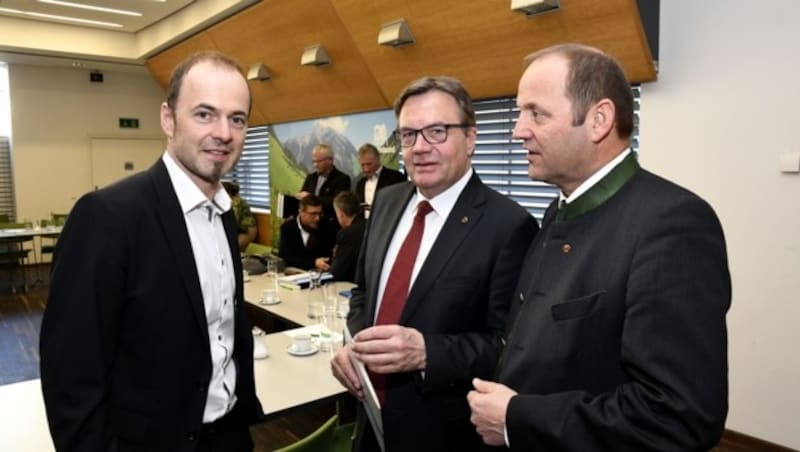 Zufrieden mit Gipfel: Hechenberger, Platter, Geisler (v.li.) (Bild: Andreas Fischer)