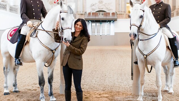 Sonja Klimas erster Arbeitstag als Chefin der Spanischen Hofreitschule (Bild: BMNT/Michael Gruber)