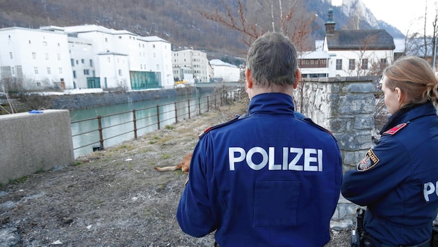 Nach dem Messerangriff auf einen Somalier auf der Pernerinsel in Hallein wurde ein Verdächtiger gefasst. (Bild: Markus Tschepp)