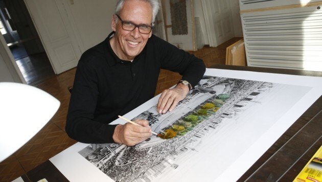 Klaus Littmann koloriert die Zeichnung von Max Peintner. (Bild: Rojsek-Wiedergut Uta)