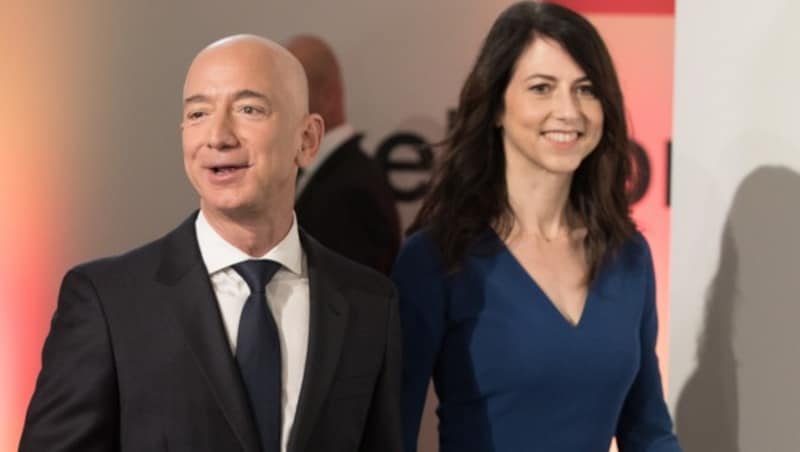 Jeff Bezos und MacKenzie Bezos (Bild: Jörg Carstensen / dpa / picturedesk.com)