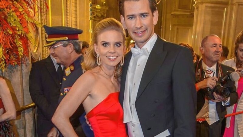 Sebastian Kurz mit Freundin Susanne Thier am Opernball (Bild: Andreas Tischler / Vienna Press)