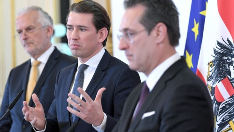 Justizminister Josef Moser, Bundeskanzler Sebastian Kurz und Vizekanzler Heinz-Christian Strache (Bild: APA/ROLAND SCHLAGER)