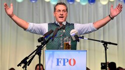 FPÖ-Parteichef Heinz-Christian Strache am politischen Aschermittwoch 2019 (Bild: APA/MANFRED FESL)