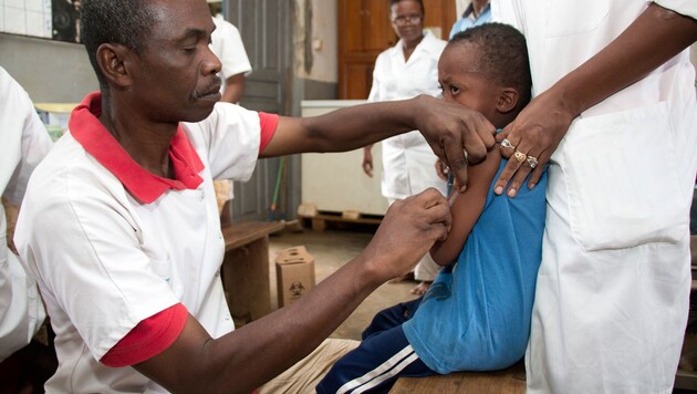 Masern-Impfkampagne in Madagaskar (Bild: AFP/Mamyrael)