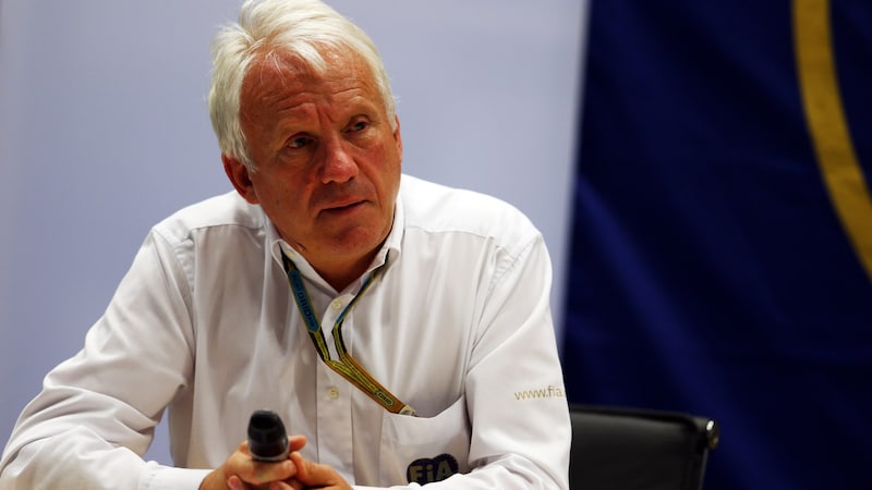 Charlie Whiting (im Bild) starb 2019, Michael Masi übernahm als Rennleiter. (Bild: GEPA)