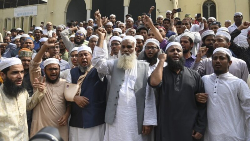 Muslime in Bangladesch protestieren nach den Attacken auf zwei Moscheen in Christchurch. (Bild: AFP)