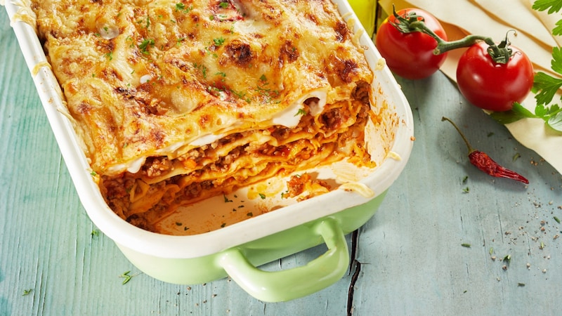 Lasagne is popular all over the world. The dish actually has its origins in Roman antiquity. (Bild: ©exclusive-design - stock.adobe.com)