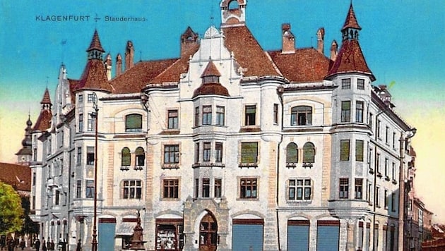 Das Stauderhaus am gleichnamigen Platz neben dem Hotel Sandwirth. (Bild: TAÖ/AAvK)