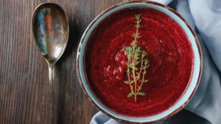 Rote Rüben Suppe (Bild: ©naltik - stock.adobe.com)