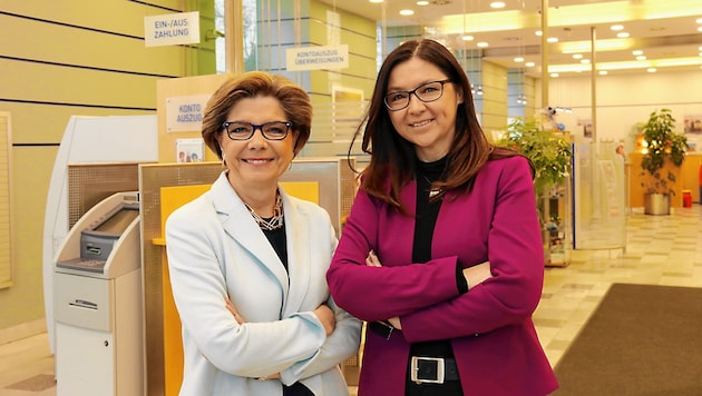 Regina Ovesny-Straka und Monika Cisar-Leibetseder bilden den steirischen Vorstand der Volksbank. (Bild: Christian Jauschowetz)