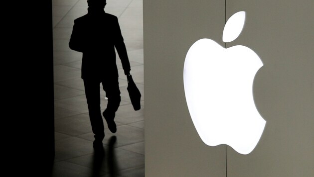 For years, the Apple car was the subject of wild speculation, but now work has been halted. (Bild: AP)