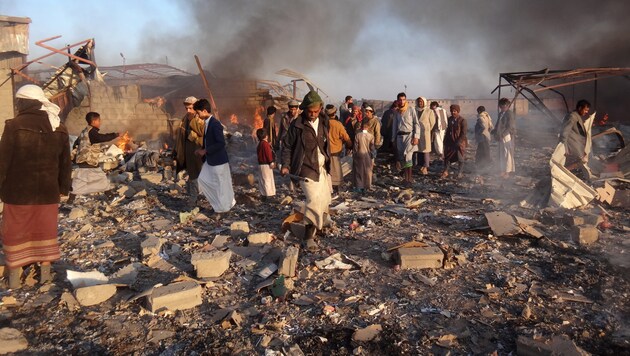 Dieses Bild vom Jänner 2018 zeigt Schäden nach einem Luftangriff auf Saada. (Bild: APA/AFP/STRINGER)