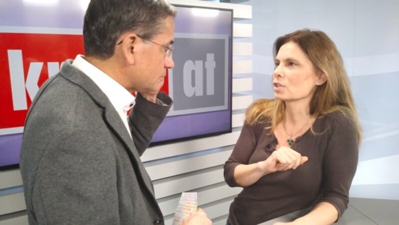 Sarah Wiener mit krone.tv-Moderator Gerhard Koller (Bild: krone.tv)