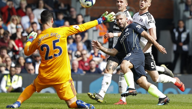 Sergio Aguero trifft zum 2:0 für Manchester City. (Bild: AFP)