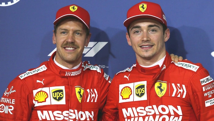 Sebastian Vettel (l.) und Charles Leclerc