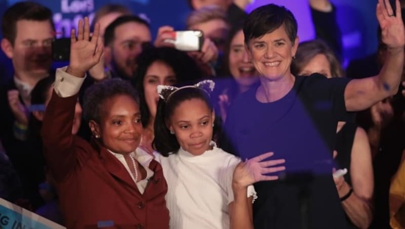 Lori Lightfood mit Tochter Amy und Lebensgefährtin Amy Eshleman (Bild: AFP)