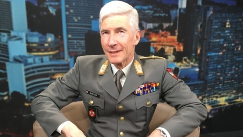 Generalstabschef Robert Brieger (Bild: krone.tv)