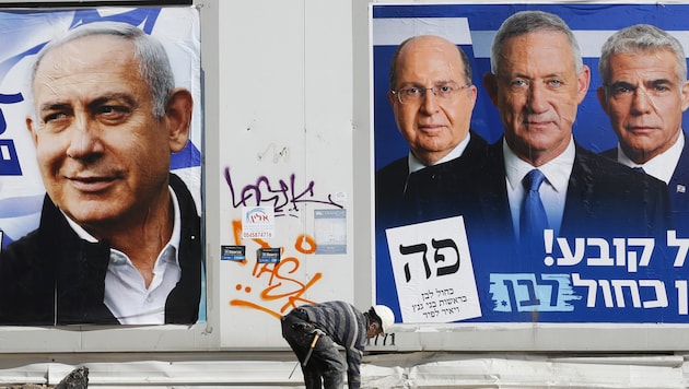 Die Verhandlungsteams von Oppositionskandidat Benny Gantz und Ministerpräsident Benjamin Netanjahu (li.) schafften es nicht, eine große Koalition von Blau-Weiß und Likud zu bilden. (Bild: AFP)