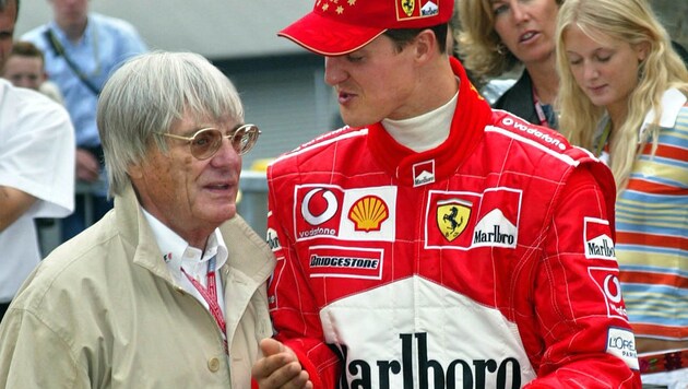 Bernie Ecclestone und Michael Schumacher im Jahr 2002 (Bild: GEPA)