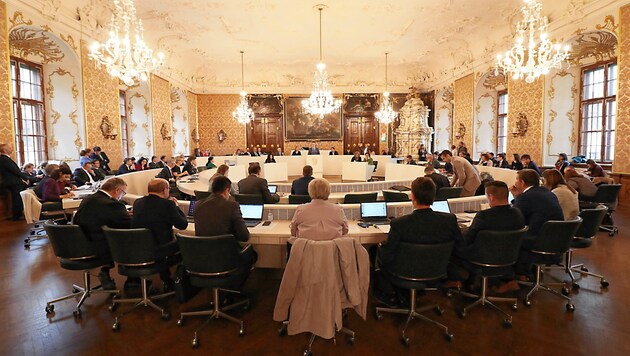Debatte im steirischen Landtag (Bild: Christian Jauschowetz)